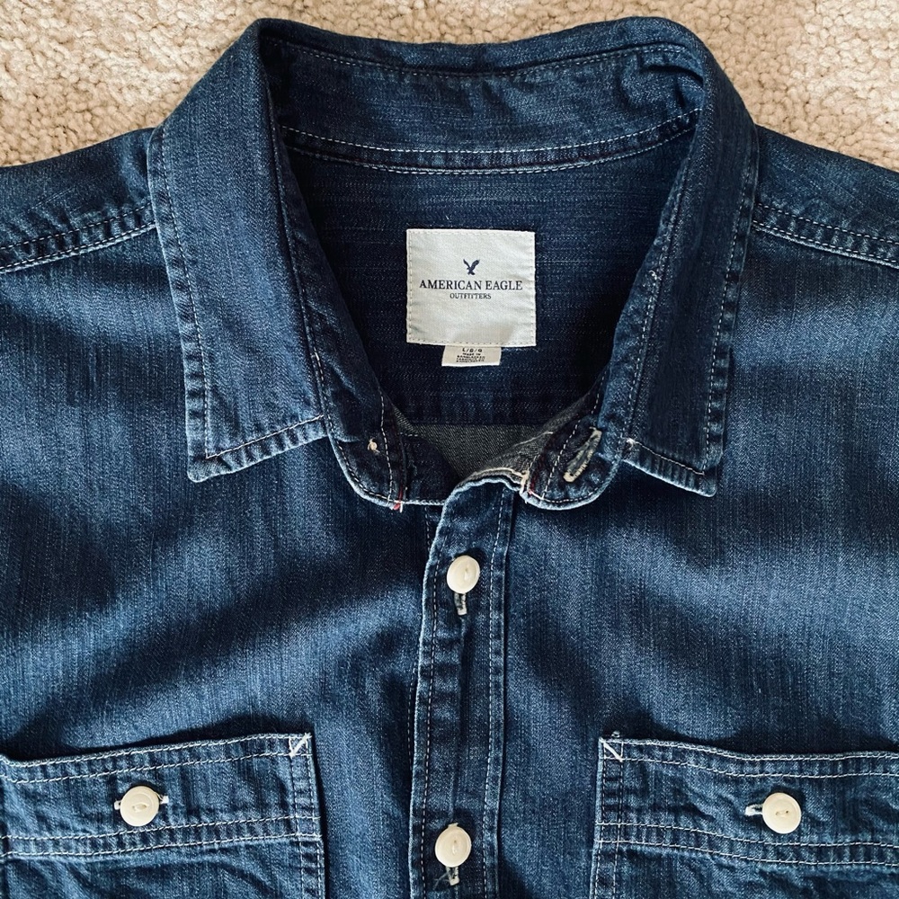 American Eagle Long-sleeve Denim Shirt